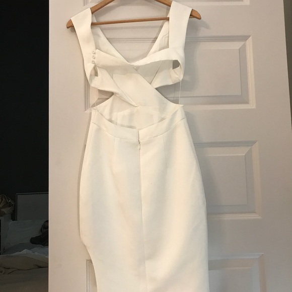 Finders Keepers white side cut out dress - Picture 2 of 3